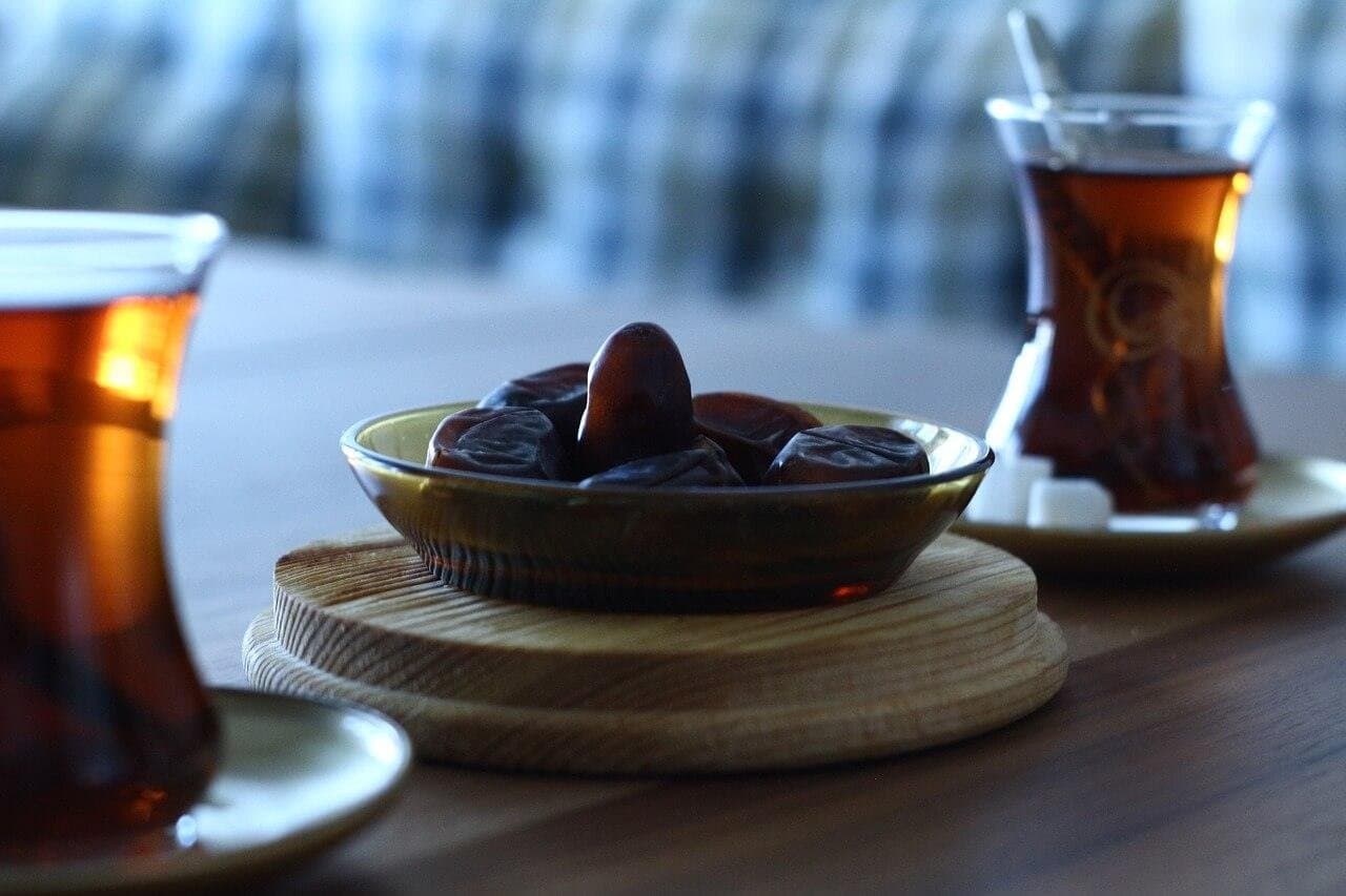 How to Break Your Fast During Ramadan: Sunnah Practices and Healthy Tips